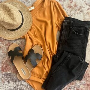 American Eagle high waist distressed skinny jeans